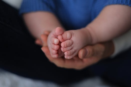 Capture the Love: Maternity Shoot Ideas for Loving Families in Victoria